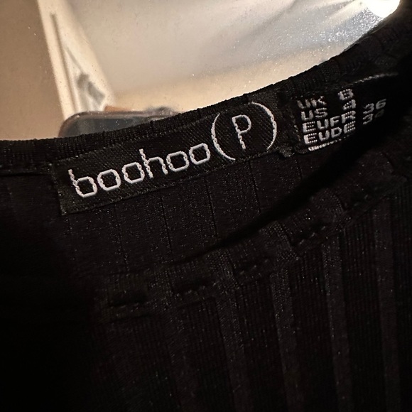 Boohoo Petite Ribbed Frill Sleeve Smock Dress in size 4 in black - Picture 6 of 6